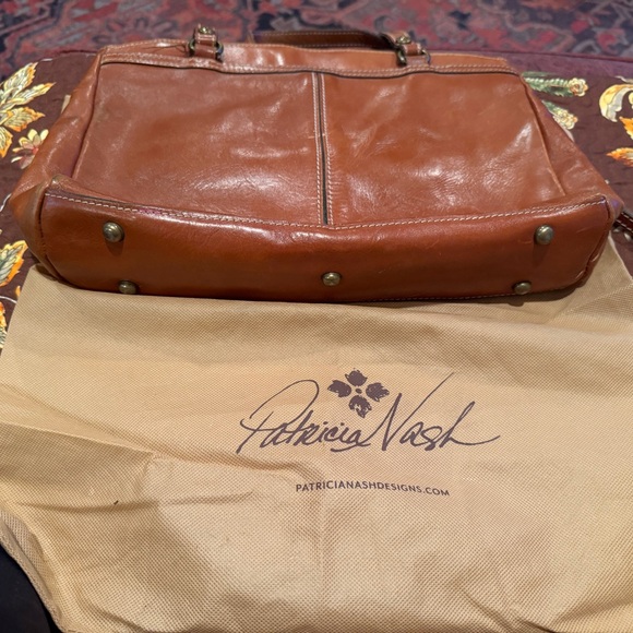 Patricia Nash Handbags - Patricia Nash Tan Leather Tote